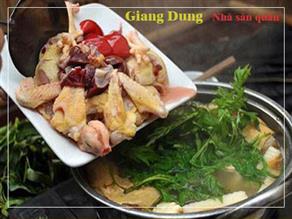 Lẩu gà ngải cứu